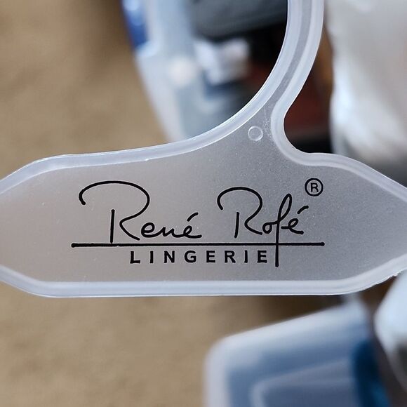 René Rofé black padded lace bra 40C, NWOT - Picture 7 of 7